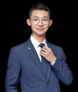 박성윤